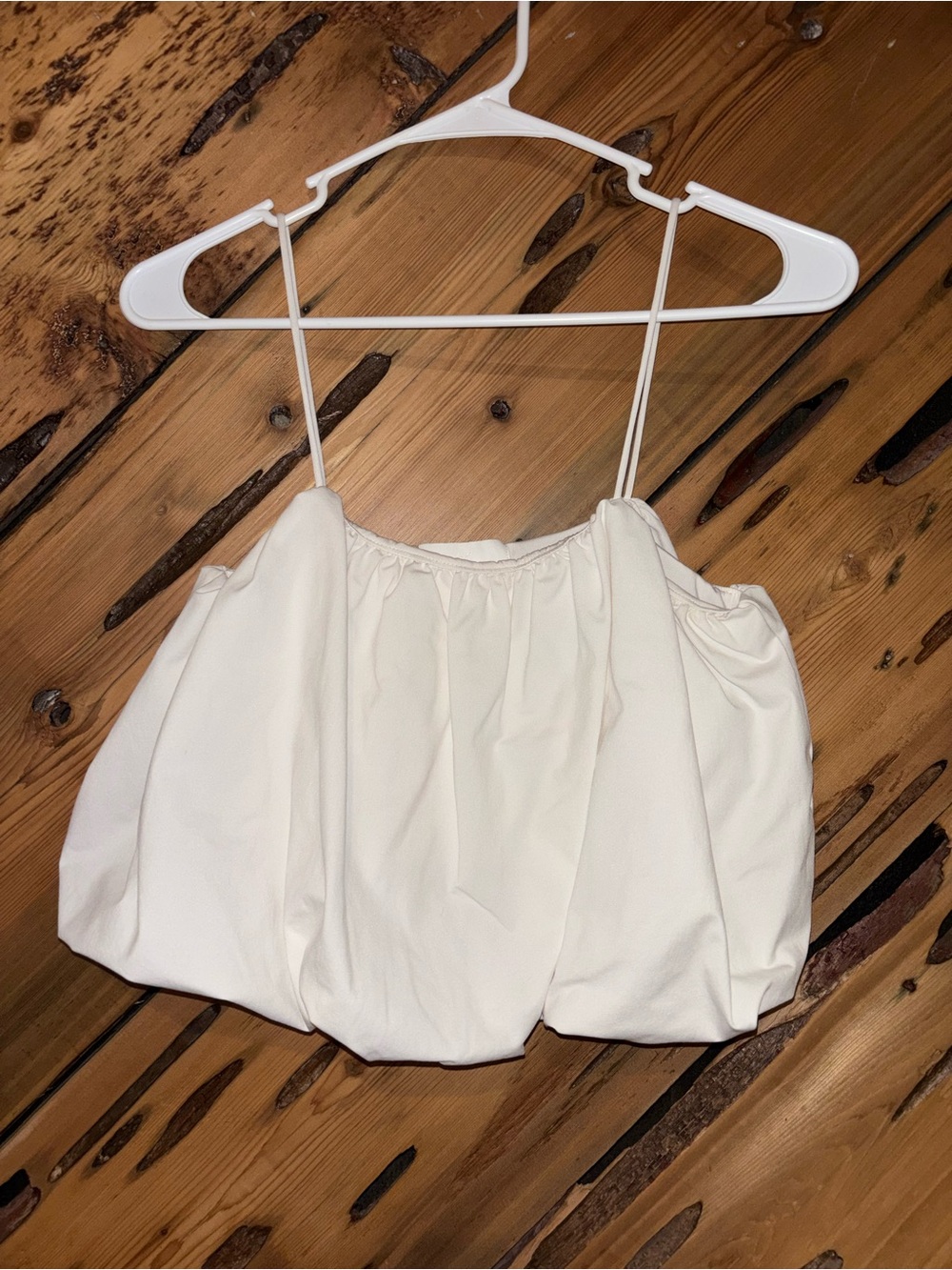 H&M white bubble tank top